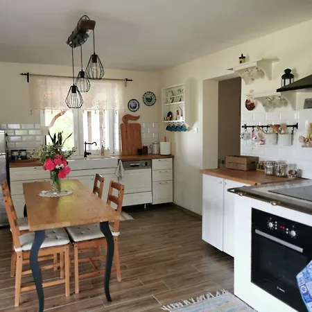 Holiday home Dom W Siedlisku Pod Orzechem Przylek